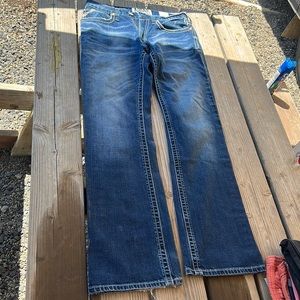 Men’s ariat jeans